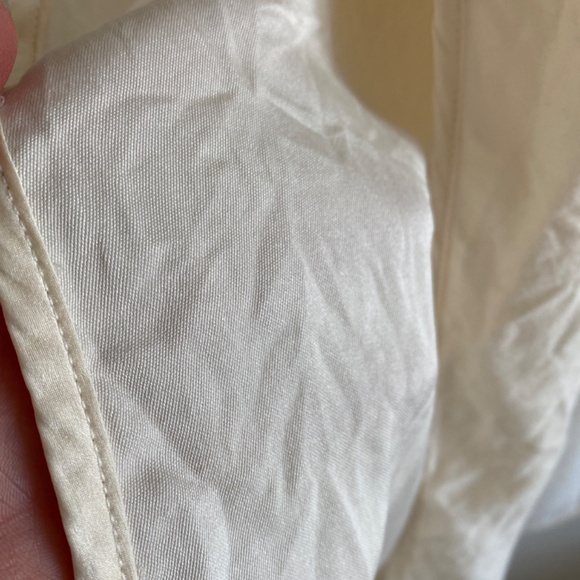 Christine Vancouver Silk Robe — Ivory (M, Late 80s–Early 90s) - Picture 2 of 10